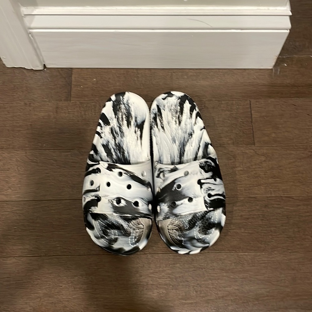 Women’s Croc Slides